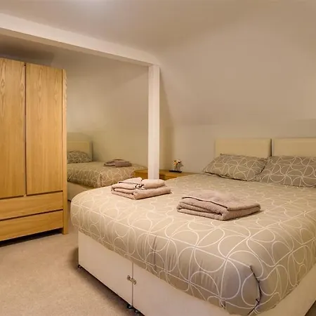 Apartament Kentrigg House