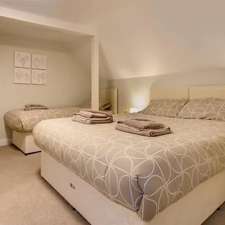 Apartament Kentrigg House